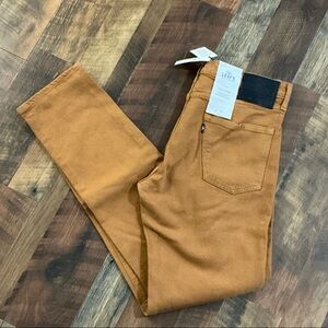 Levi’s Made & Crafted 502 Taper Organic Cotton Jeans — 32 x 34 NWT Cashew